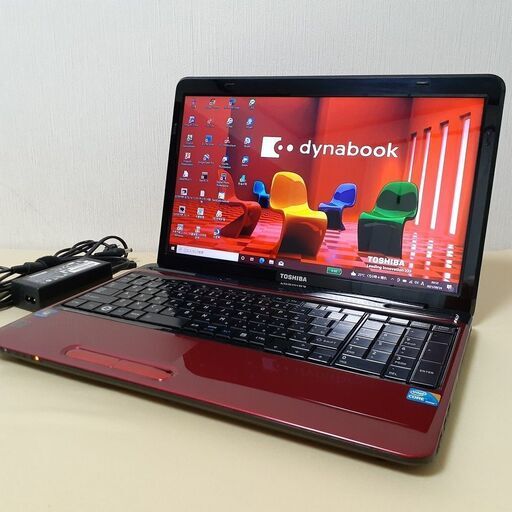 【取引中です】☆SSD搭載で快適☆　TOSHIBA　dynabook　i5　15インチ　Wi-Fi　マルチ　レッド　Windows10