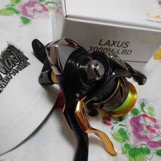 釣具　DAIWA19ラグザス3000H 釣武者キャップ