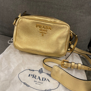 【極美品】PRADA プラダ ショルダーバッグ　ゴールド