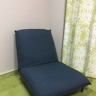 リクライニング　青色、1人用ソファ（座椅子）