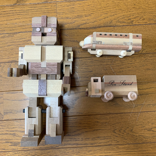 【値下げ！】組木細工　ロボット　トラック　電車