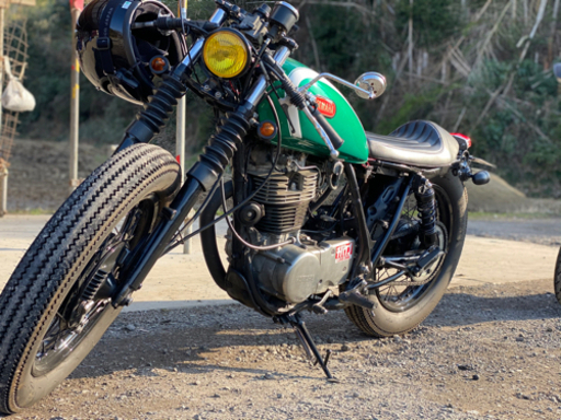 ドラム最終型！！ SR400カフェレーサーカスタム XS650カラー