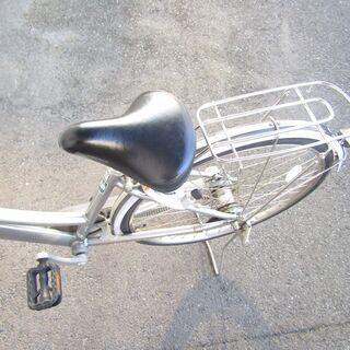 N3971 ブリジストン アルベルト 26インチ 自転車 ３段 変速 シルバー LEDオートライト ママチャリ かご付き 中古