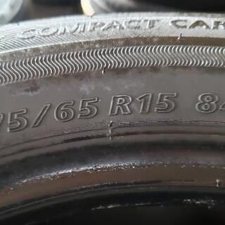 🌞175/65R15⭐2018年！アクア、ヴィッツ、フィット、スイフト等に！バリ山！美品！BRIDGESTONE製サマータイヤ入荷しました🌞