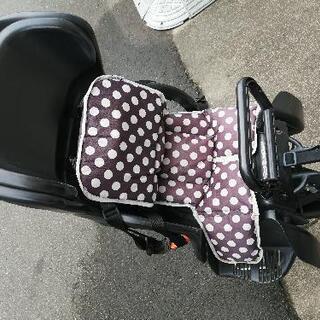 Panasonic電動アシスト　ギュット３人乗り