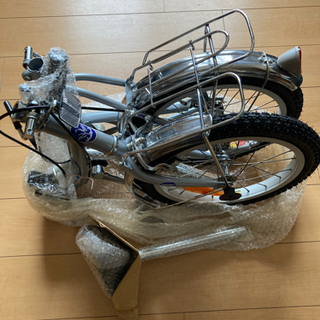 折りたたみ自転車 組み立て前の物です