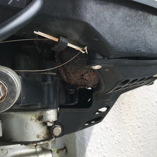 ホンダ　２馬力船外機　水冷式