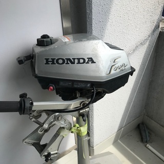 ホンダ　２馬力船外機　水冷式