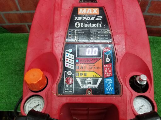 MAX AK-HL-HH1270E2 エアーコンプレッサー ※点検ランプが点灯、 減圧弁  