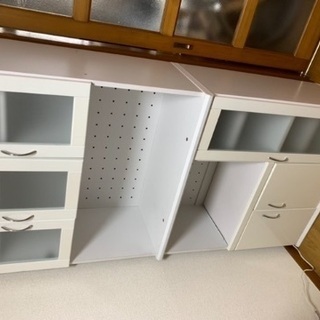 食器棚　キッチンボード　ホワイト