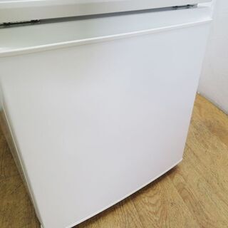 【京都市内方面配達無料】左右つけかえどっちもドア 単身用 冷蔵庫 HLK15