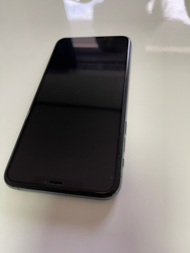 iPhone 11 pro MAX SIMフリー au domino SoftBank でも使用できます  