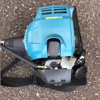使用期間が少ない！！！ マキタ 草刈機 2ストローク（2サイクル 