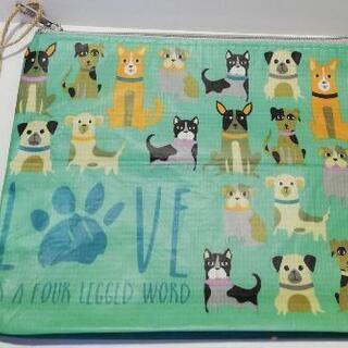 【新品】犬柄ポーチ