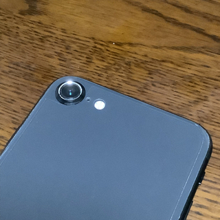 iPhoneSE2 64ギガ SIMロック解除済 超美品 発送可