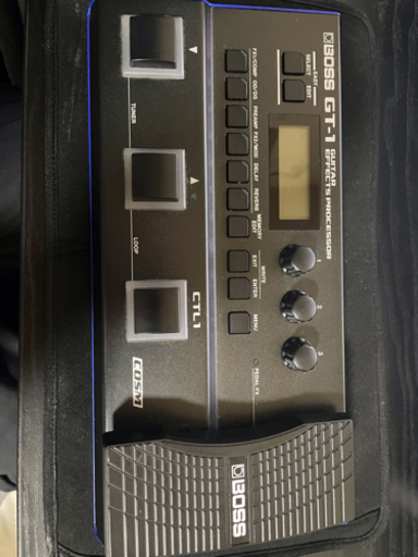 BOSS ギターマルチエフェクター　GT−1