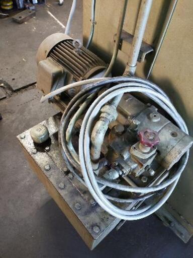 プレス機 プレス能力30トン 引き取り限定