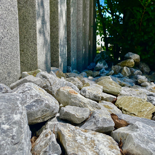 ホワイトロック 100kg〜 割栗石 ロックガーデン ドライガーデン みかも石