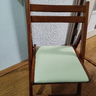 折り畳み椅子　木製