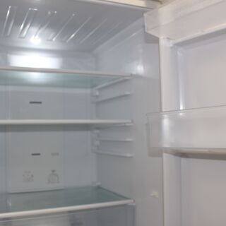 ☆17,000円 （税込）184L☆AQUA アクア 冷凍冷蔵庫 (AQR-18G)18年製 184L