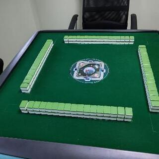 ☆１万円値下げしました☆FREE SHINE（全自動）麻雀卓・椅子４脚セット☆２回しか使用していない美品です☆