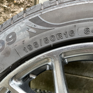 16インチ 195/50 6.5j +45 100-4H 美品　バリ溝