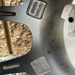 16インチ 195/50 6.5j +45 100-4H 美品　バリ溝