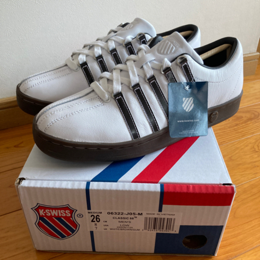 スニーカー新品