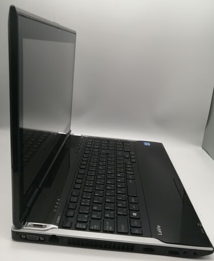 Necノートパソコン i7（中古）、8GBのメモリ、SSD240GB、15.6画面