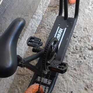 購入決まりました　キックボード　自転車