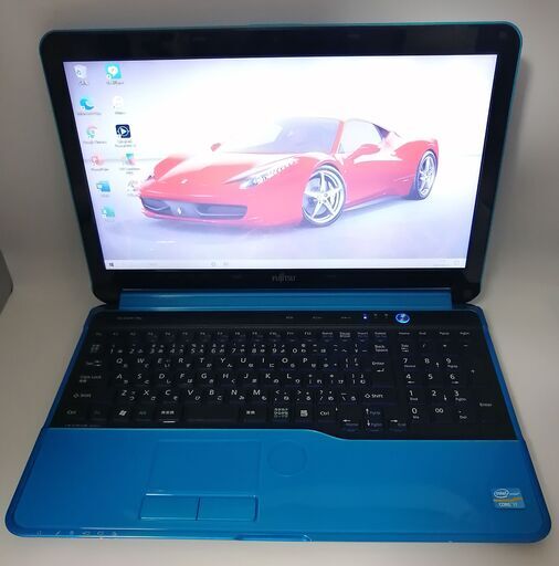 富士通ノートパソコン i7（中古）、8GBのメモリ、SSD240GB