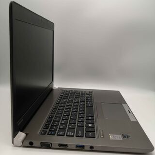 東芝ノートパソコン i5（中古）、4GBのメモリ、SSD128GB、13.3画面 