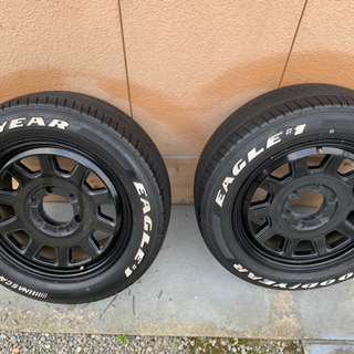 ハイエースホイルタイヤ17インチ売約済み