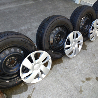 トヨタライズ純正タイヤセット