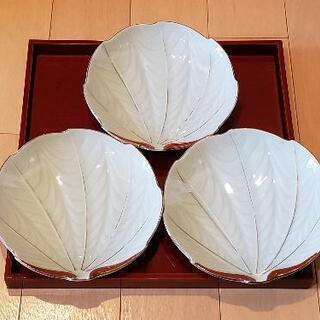 【ネット決済】大葉の形の大皿　15枚
