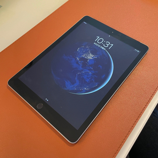 【格安出品】iPad セルラーモデル　第５世代