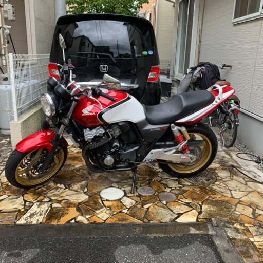 ホンダ CB400SF スペック3車検：令和3年11月20日まで  初年度登録：平成18年4月