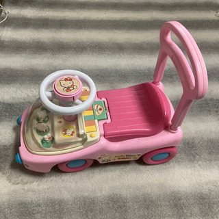 ハローキティの子供用車のおもちゃ