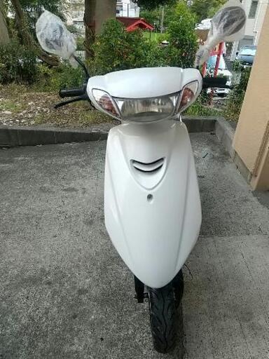 低走行 外装、前タイヤ、バッテリー、オイル、ミラー新品 ヤマハ