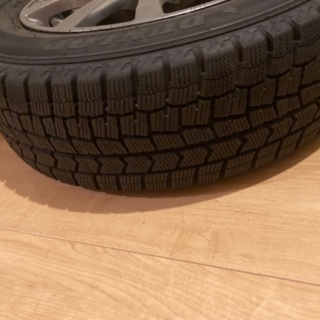 普通自動車のスタッドレス15インチ 185/60R15 5穴 pcd100