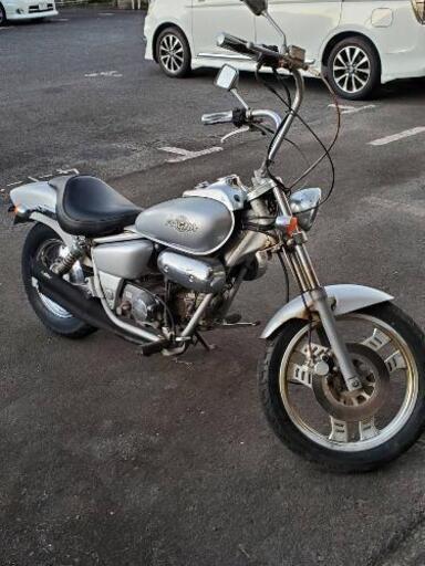 ホンダ、マグナ５0