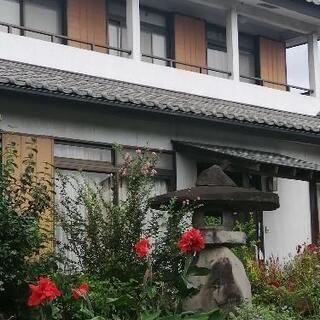 石灯籠 大型 高さ2 M 横1.3M