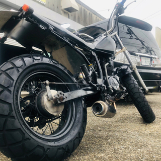 自賠責付　TW200 スカチューンカスタム　マフラー　LED