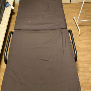 【ネット決済】折り畳み　パイプベッド　シングル　ベッド　リクライニング