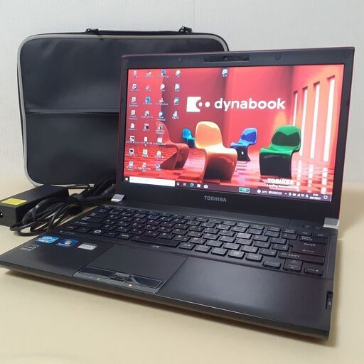 【取引中です】☆SSD搭載で快適☆　TOSHIBA　dynabook　13インチ　軽量　i5　Wi-Fi　カメラ　指紋認証　Windows10