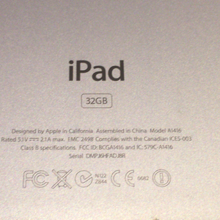 iPad 第3世代　Wi-Fiモデル　32GB A 1416