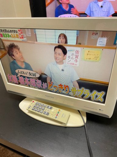 No.1076 TOSHIBA 19型テレビ　2010年製　近隣配送無料