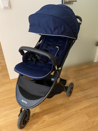 美品　Aprica イージーバギー