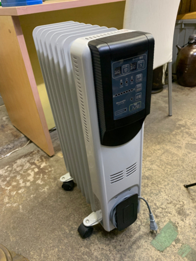 ☆ オイルヒーター Maxcelia MTS-1210E 1200W 暖房機器 オイル