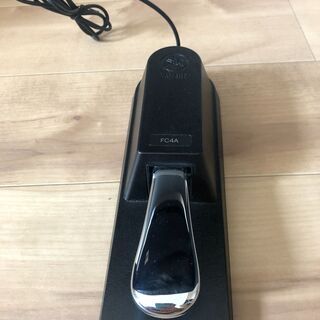 ヤマハのPー115のデジタルピアノとソニーヘッドホンとヤマハのFC4Aの